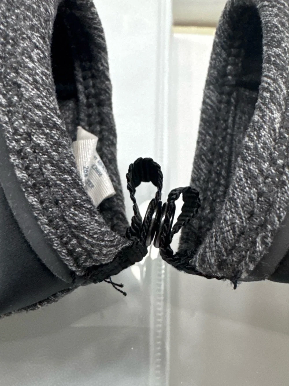 lululemon athletica Black and Heather Gray Running Gloves
